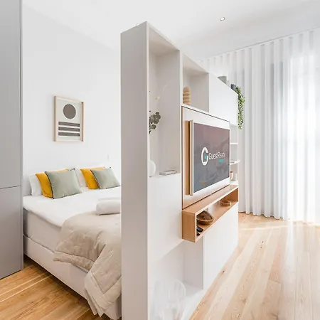 Guestready - Five-0-five Apartment